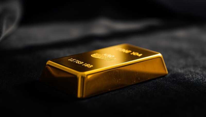 Oro vola con tensioni in Iran e sfiora nuovi massimi storici
