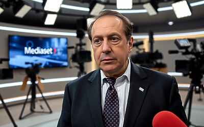 Pier Silvio Berlusconi difende Mediaset e rilancia Grande Fratello e Fiorello