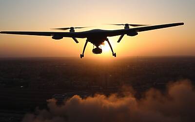 Trump sfida i limiti militari e promette ritorsioni più dure per rafforzare la supremazia americana