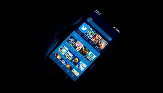 Apple riaccende la battaglia legale con Epic Games e ridefinisce gli equilibri dell’ecosistema digitale