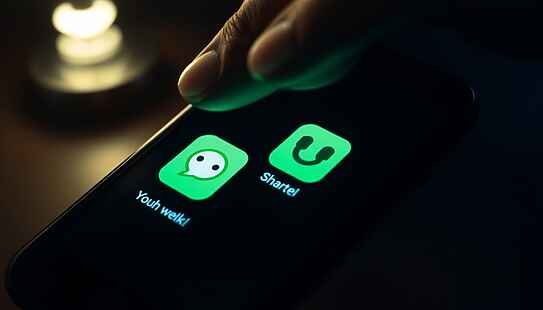 WhatsApp falsa sottrae dati sensibili agli utenti ignari come riconoscere e installare solo l’app ufficiale