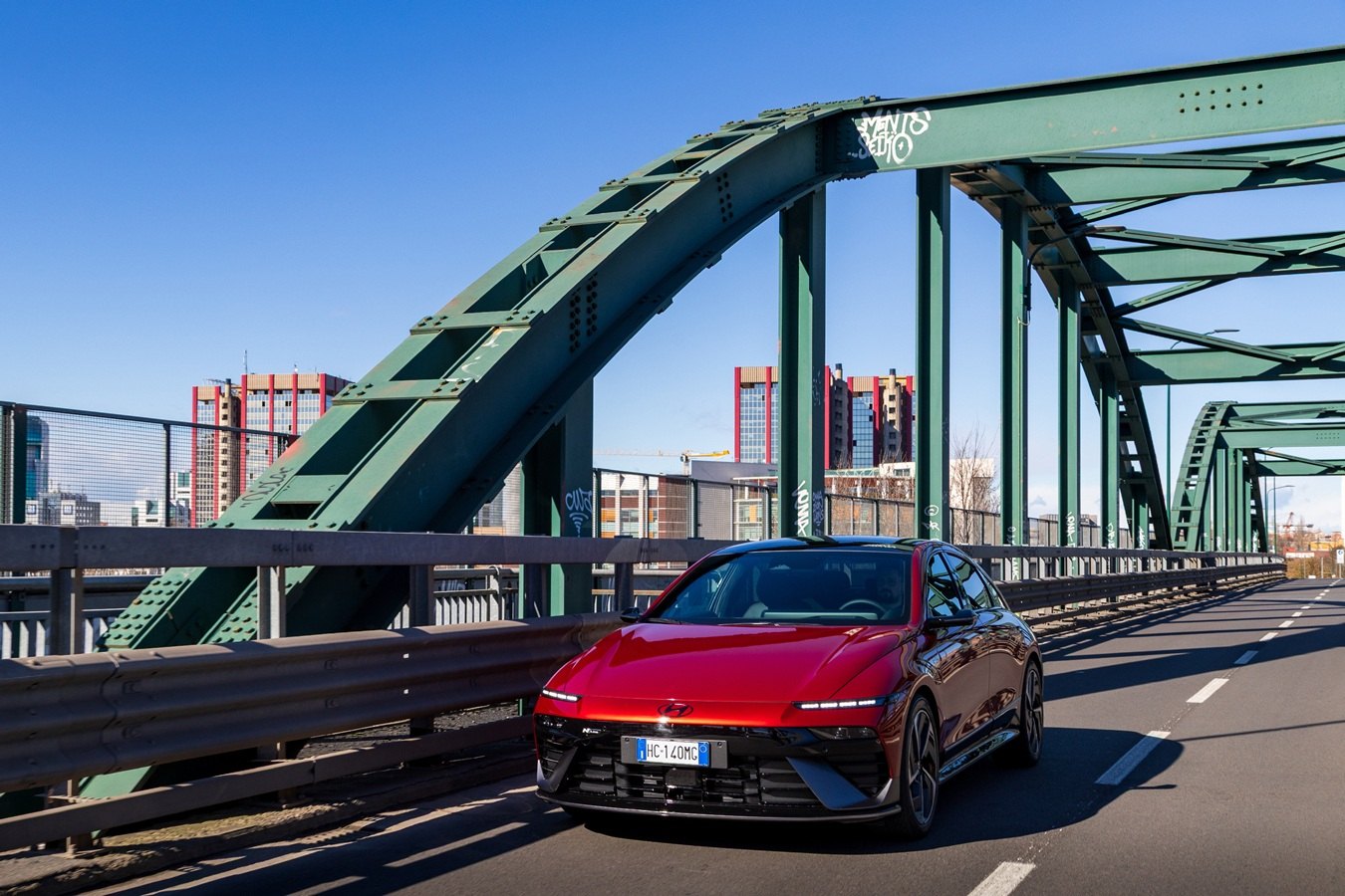 IONIQ 6 Line 04