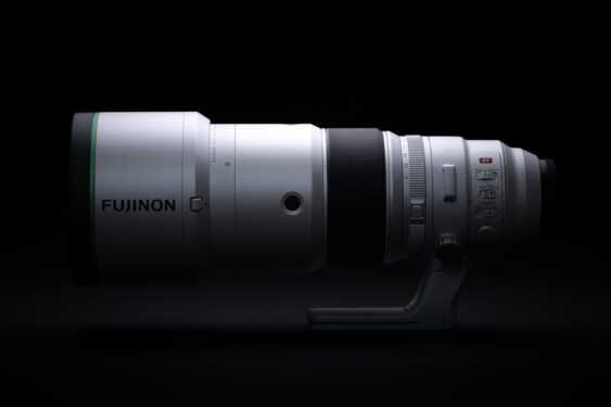 XF400F4.5 Product shots black background 13