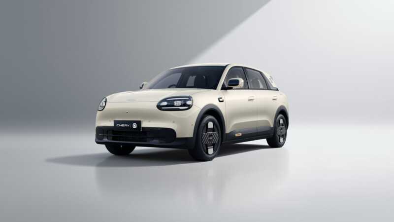Chery presenta a Parigi cinque nuovi modelli per il mercato italiano