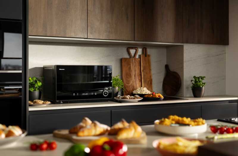 Hisense Speed Oven combina microonde, forno, grill e frittura ad aria